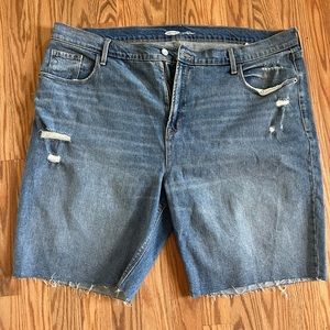 Old navy women’s plus Bermuda shorts 20
